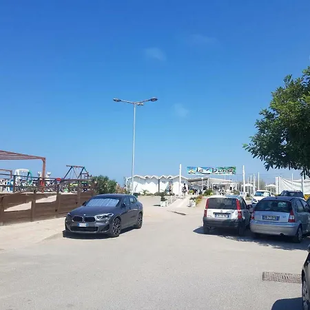 A Marina Di Santa Maria Del Cedro